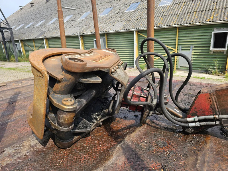 Semirremolque maderero Doll 20T Crane - 6 meter extendable: foto 10