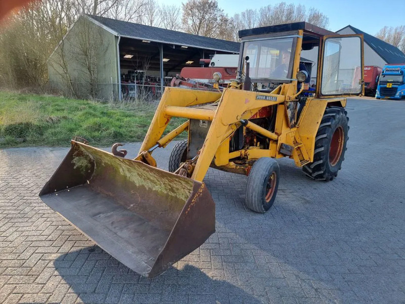 John Deere JD410 - Tractor: foto 1 John Deere JD410 - Tractor: foto 1
