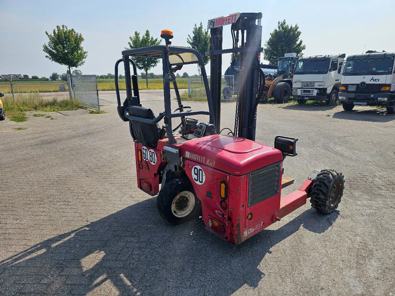 Moffett M4 20.3 RE4-45-1200-900 - Carretilla elevadora: foto 5 Moffett M4 20.3 RE4-45-1200-900 - Carretilla elevadora: foto 5