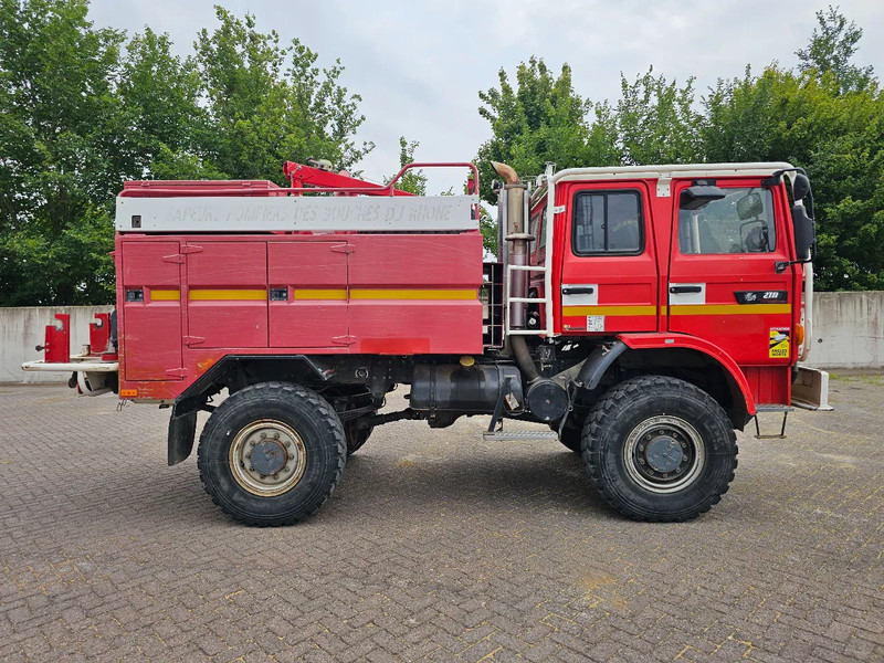 Renault M210 Arbois 3500L - Camión de bomberos: foto 4 Renault M210 Arbois 3500L - Camión de bomberos: foto 4