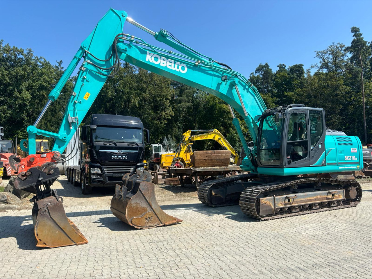 KOBELCO SK 210 NLC-9 - Excavadora de cadenas: foto 3 KOBELCO SK 210 NLC-9 - Excavadora de cadenas: foto 3