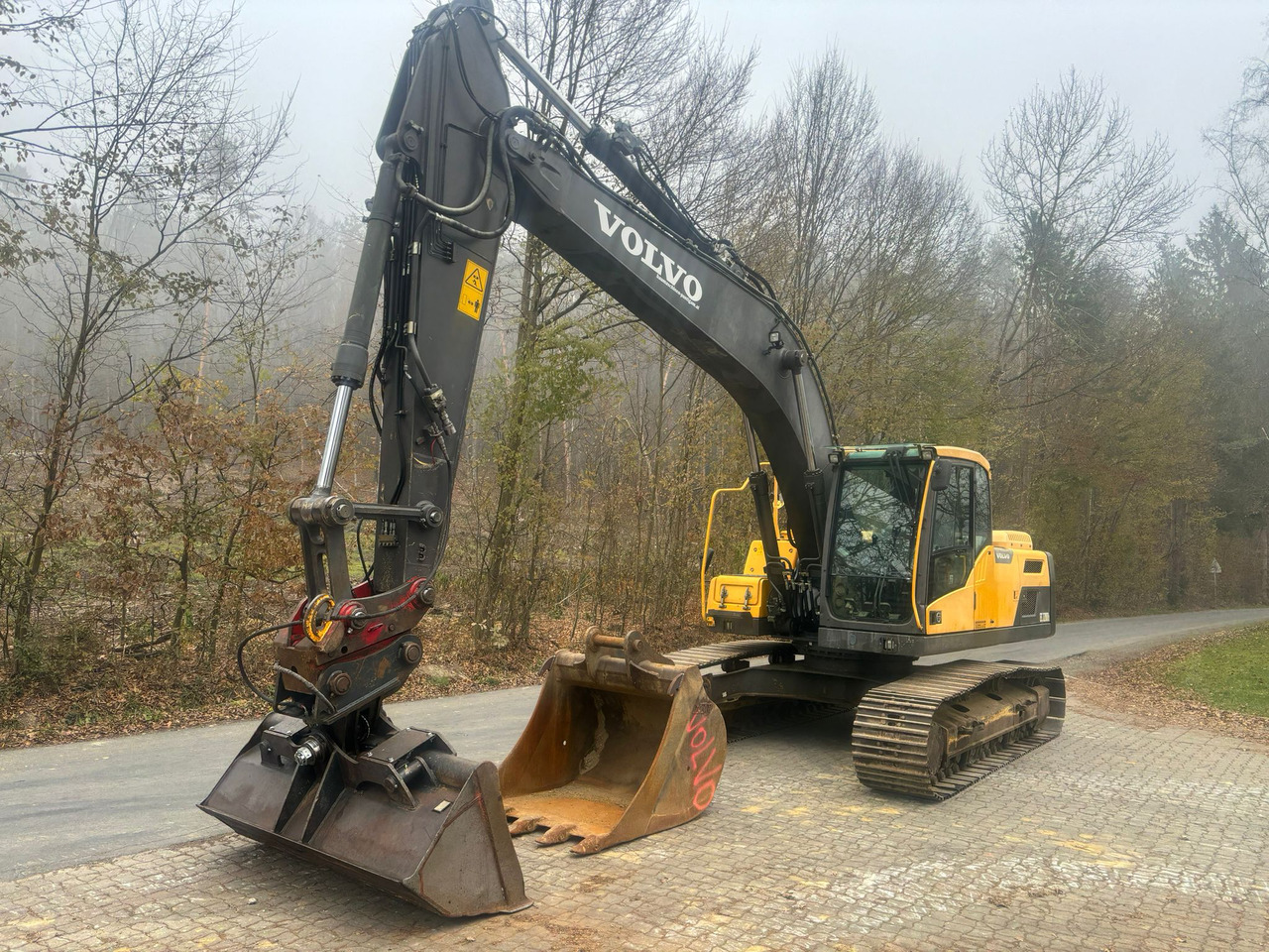 Volvo EC 220 DL - Excavadora de cadenas: foto 3 Volvo EC 220 DL - Excavadora de cadenas: foto 3