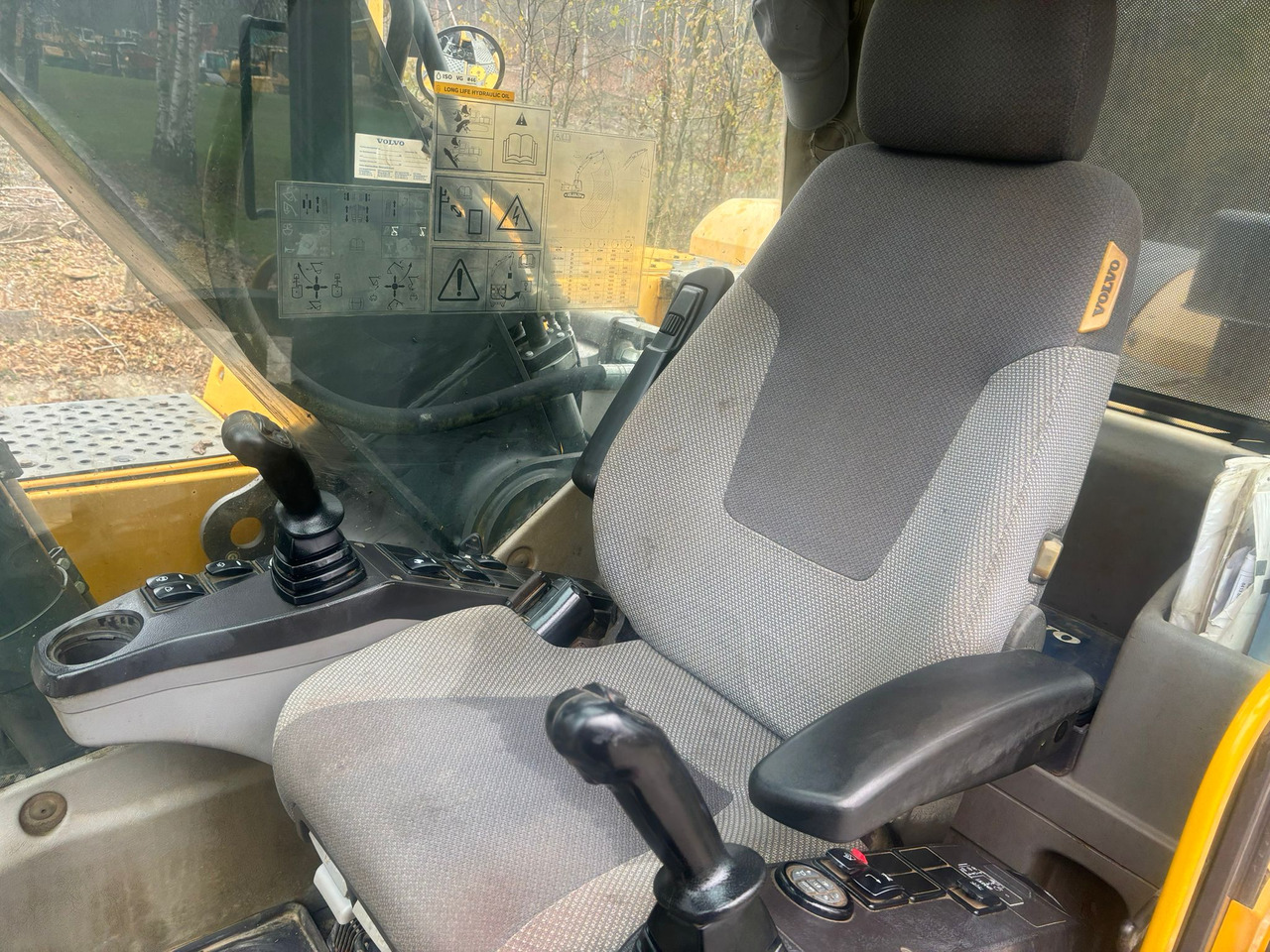 Excavadora de cadenas Volvo EC 220 DL: foto 13