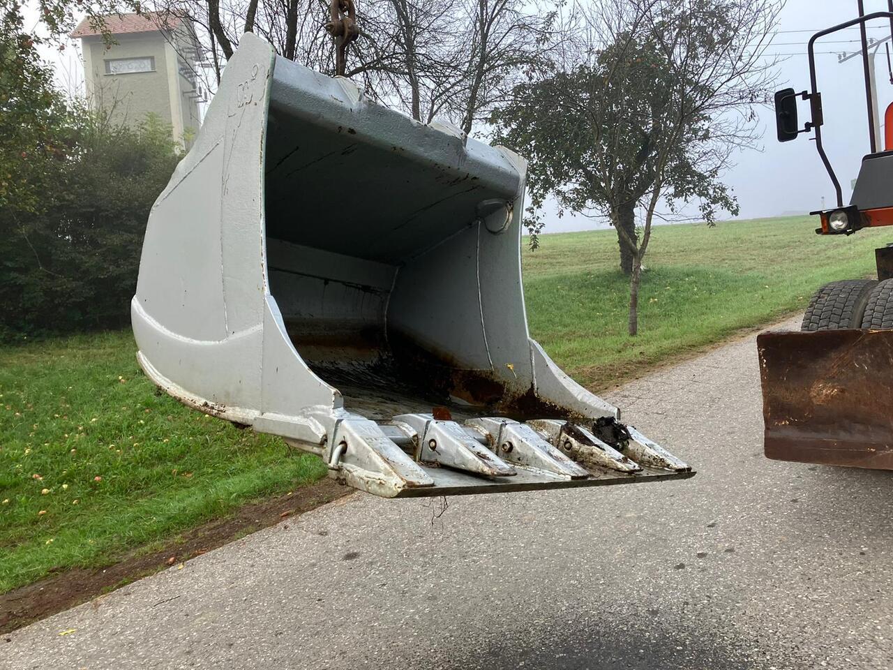 Winkelbauer Bucket 120 cm - Cazo para excavadora para Excavadora: foto 1 Winkelbauer Bucket 120 cm - Cazo para excavadora para Excavadora: foto 1