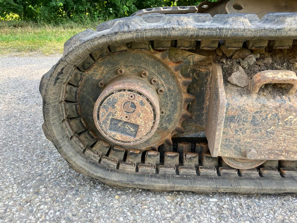 YANMAR VIO 25-4 - Miniexcavadora: foto 5 YANMAR VIO 25-4 - Miniexcavadora: foto 5