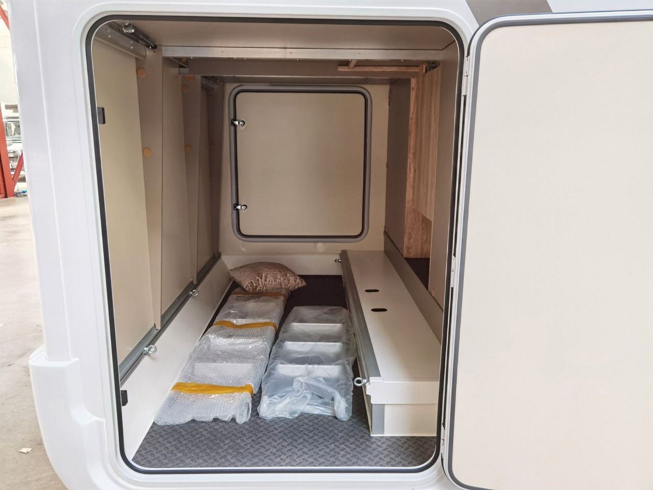 Autocaravana perfilada Eura Mobil PROFILA RS 695 EB /-2026-/ HUBBETT& EINZELBETTEN: foto 12 Autocaravana perfilada Eura Mobil PROFILA RS 695 EB /-2026-/ HUBBETT& EINZELBETTEN: foto 12