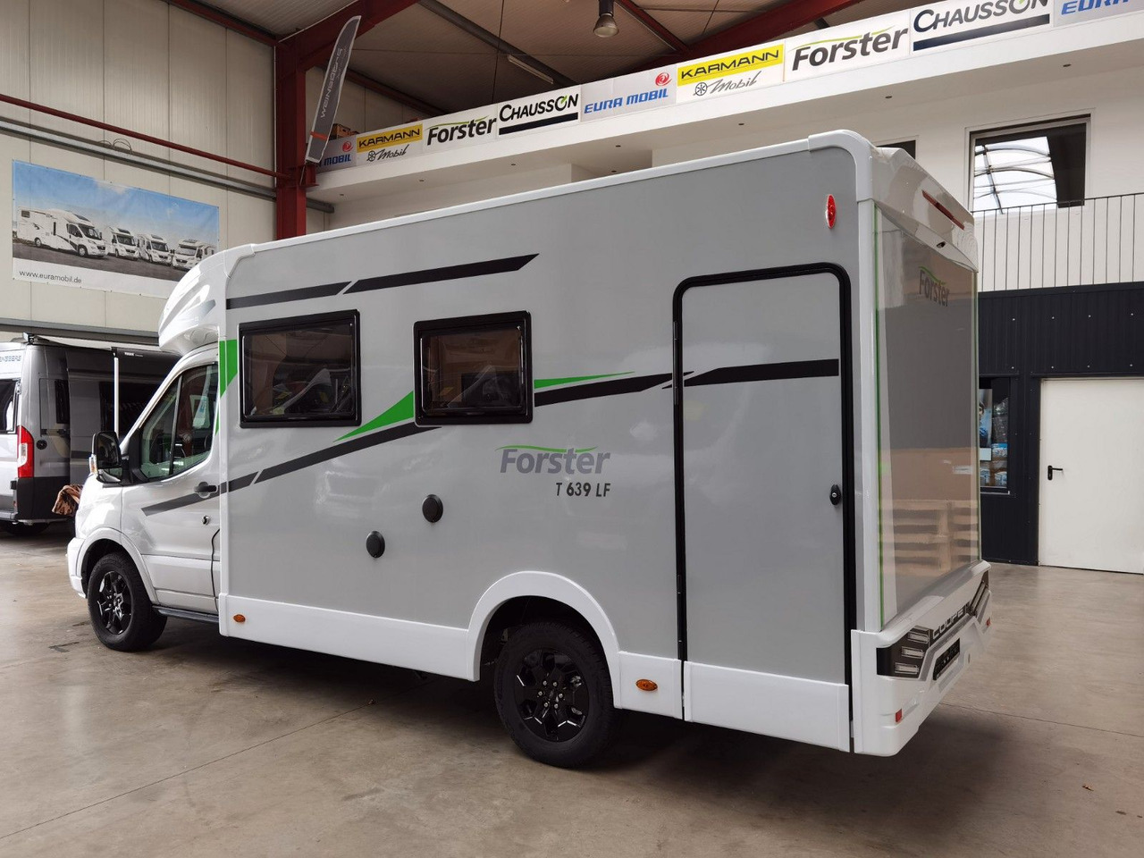 Forster T 639 LF /-2026- / 165 PS-8G / HUBBETT & RAUMBAD - Autocaravana perfilada: foto 5 Forster T 639 LF /-2026- / 165 PS-8G / HUBBETT & RAUMBAD - Autocaravana perfilada: foto 5