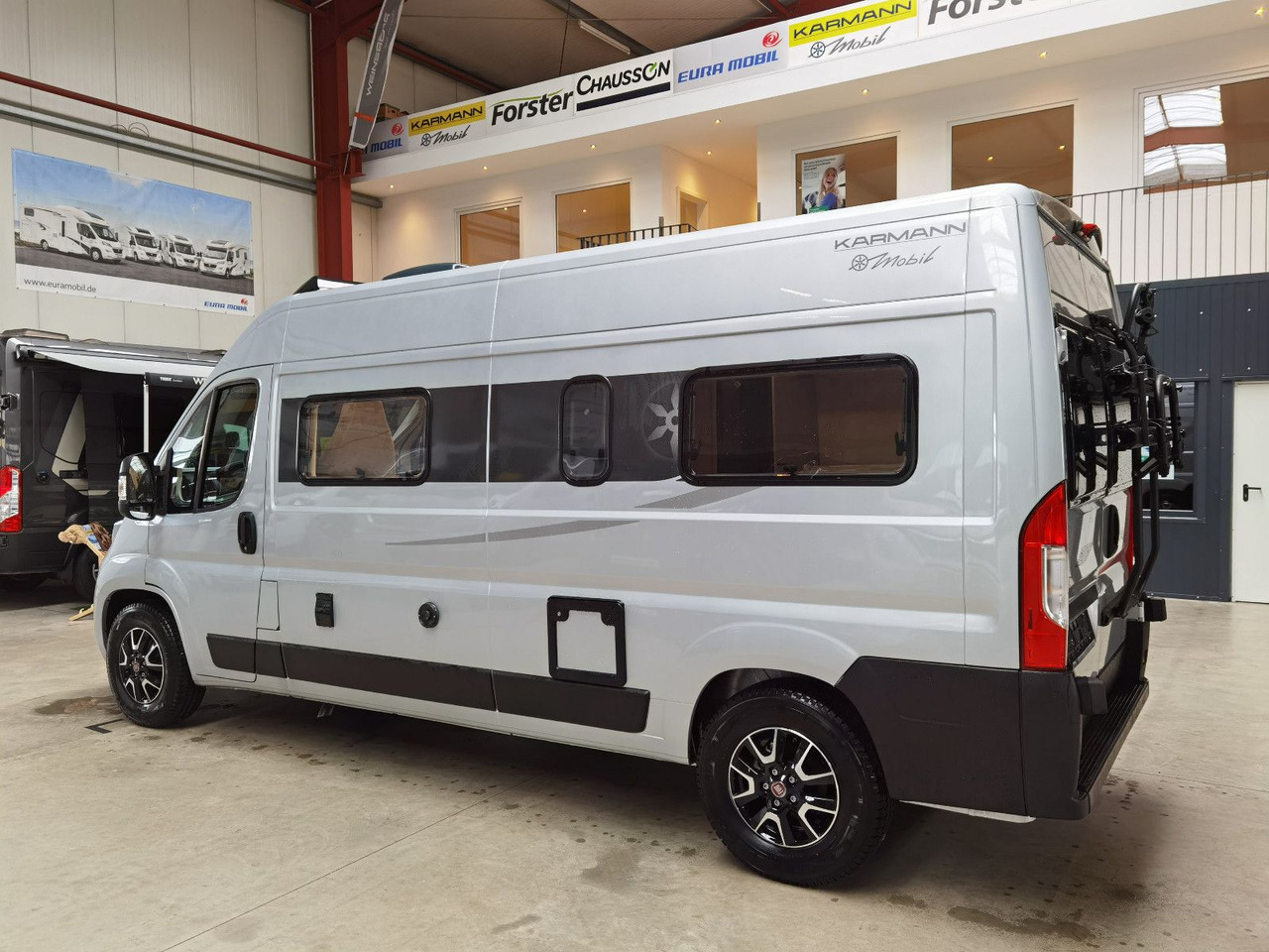 Karmann DAVIS 590 LIFESTYLE / 140PS / SKY-ROOF & ALU - Cámper: foto 5 Karmann DAVIS 590 LIFESTYLE / 140PS / SKY-ROOF & ALU - Cámper: foto 5