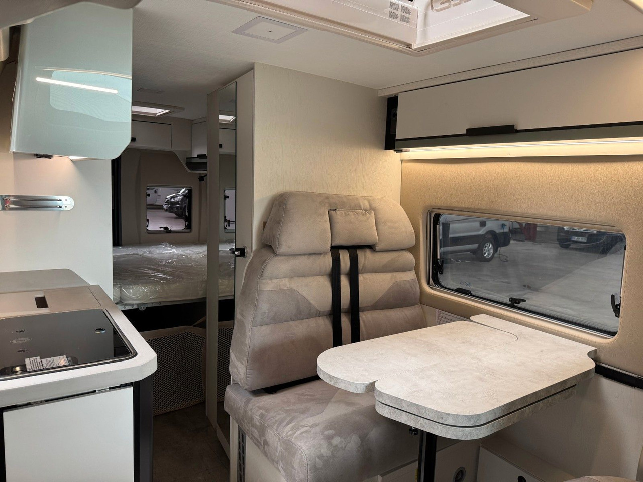 Cámper Karmann DAVIS 590 LIFESTYLE / MODELL 2026 /8-G.AUTOMATIK: foto 17