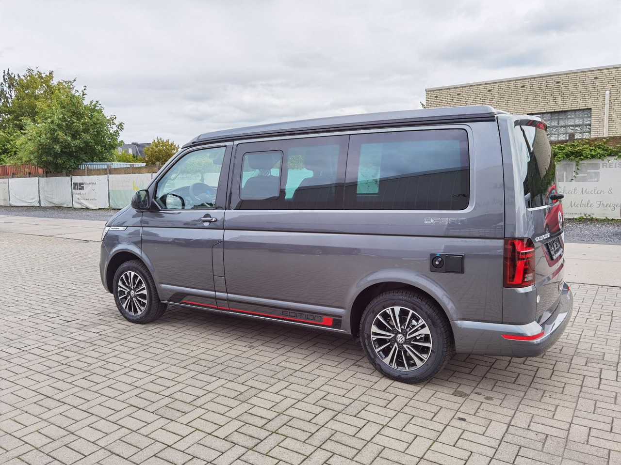 Volkswagen T6.1 CALIFORNIA OCEAN EDITION / DSG / NAVI / ACC - Cámper: foto 5 Volkswagen T6.1 CALIFORNIA OCEAN EDITION / DSG / NAVI / ACC - Cámper: foto 5
