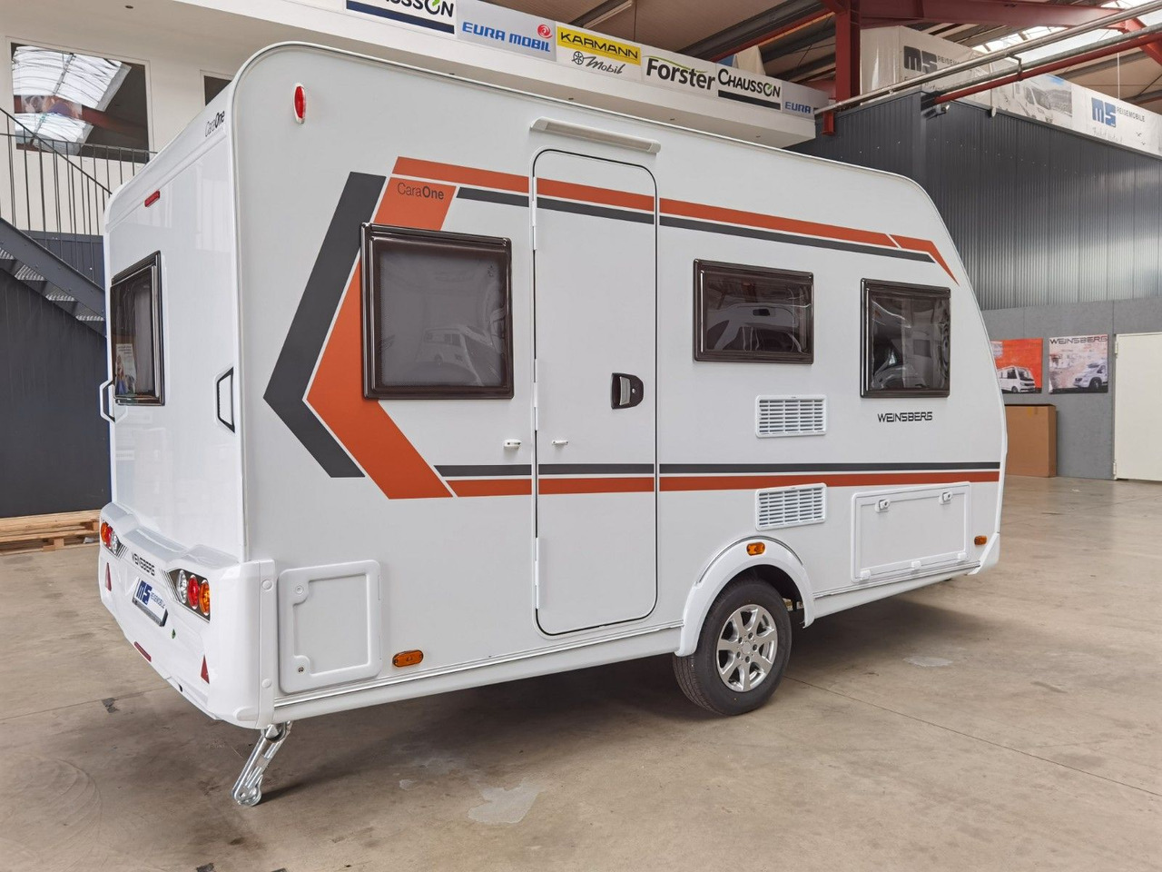 Weinsberg CARAONE 390 QD / -2026 -/ 1350 KG - Caravana: foto 4 Weinsberg CARAONE 390 QD / -2026 -/ 1350 KG - Caravana: foto 4