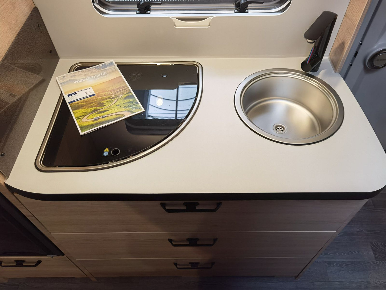 Caravana Weinsberg CARAONE 500 FDK -MODELL 2026- / 1700kg: foto 16 Caravana Weinsberg CARAONE 500 FDK -MODELL 2026- / 1700kg: foto 16