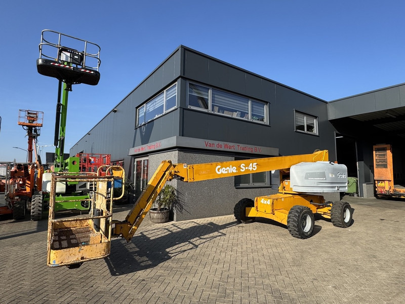 Genie S45 4x4 DEUTZ DIESEL 3000uur 15,7M Werkhoogte - Plataforma telescopica: foto 2 Genie S45 4x4 DEUTZ DIESEL 3000uur 15,7M Werkhoogte - Plataforma telescopica: foto 2