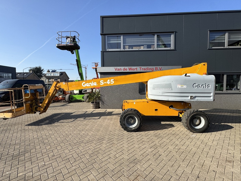 Genie S45 4x4 DEUTZ DIESEL 3000uur 15,7M Werkhoogte - Plataforma telescopica: foto 1 Genie S45 4x4 DEUTZ DIESEL 3000uur 15,7M Werkhoogte - Plataforma telescopica: foto 1