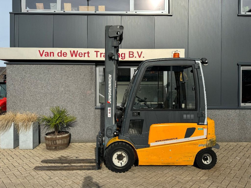 Jungheinrich EFG 430 K - Carretilla elevadora eléctrica: foto 1 Jungheinrich EFG 430 K - Carretilla elevadora eléctrica: foto 1