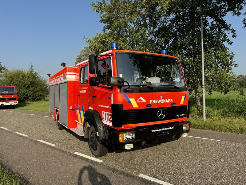 Mercedes-Benz 817 - Camión de bomberos: foto 2 Mercedes-Benz 817 - Camión de bomberos: foto 2