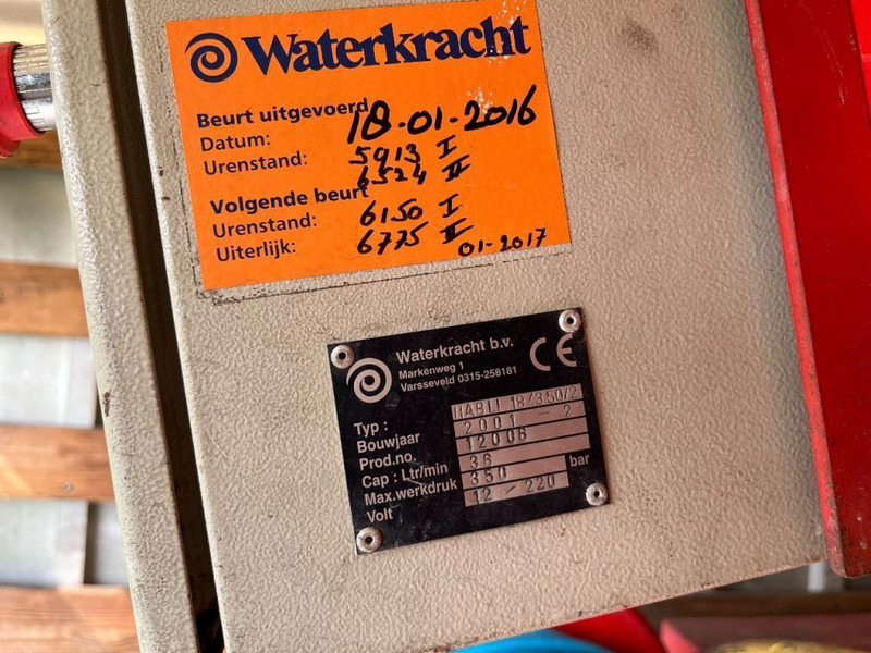 Mercedes-Benz Atego 816 bakwagen 2x hogedruk heet water pompen WATERKRACHT FOCS DIESEL 2008 - Camión caja cerrada: foto 5 Mercedes-Benz Atego 816 bakwagen 2x hogedruk heet water pompen WATERKRACHT FOCS DIESEL 2008 - Camión caja cerrada: foto 5