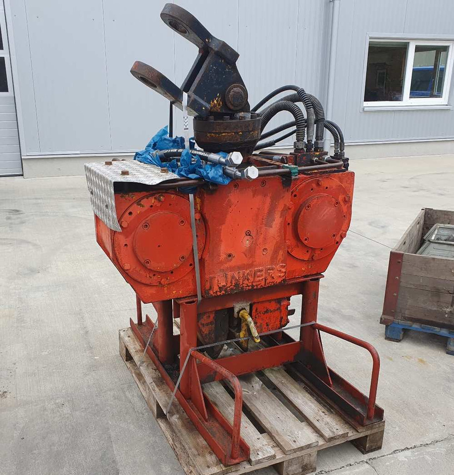Delmag Tünkers HVB 33/30 vibro hammer - Martillo de hinca de pilotes: foto 2 Delmag Tünkers HVB 33/30 vibro hammer - Martillo de hinca de pilotes: foto 2