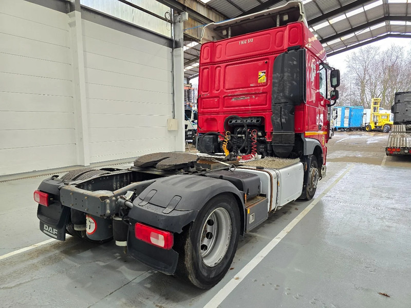 DAF XF 106.460 EURO 6 / RETARDER / PTO / MANUEL / AIRCO - Cabeza tractora: foto 5 DAF XF 106.460 EURO 6 / RETARDER / PTO / MANUEL / AIRCO - Cabeza tractora: foto 5