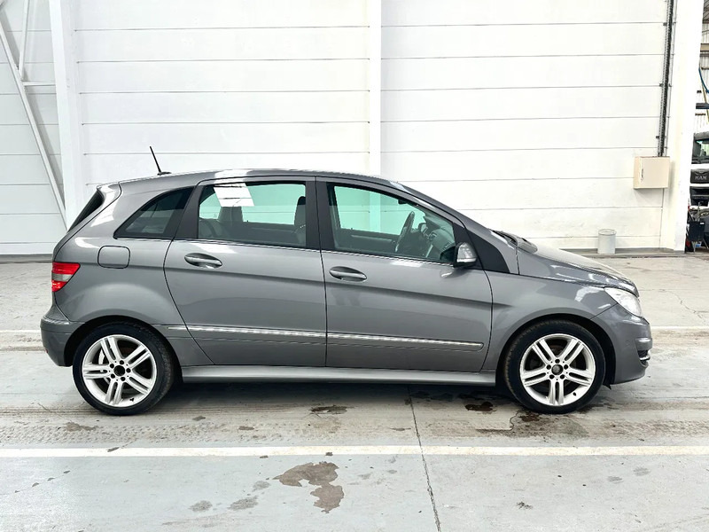 Sedan Mercedes-Benz B-Klasse 180 CDI: foto 6