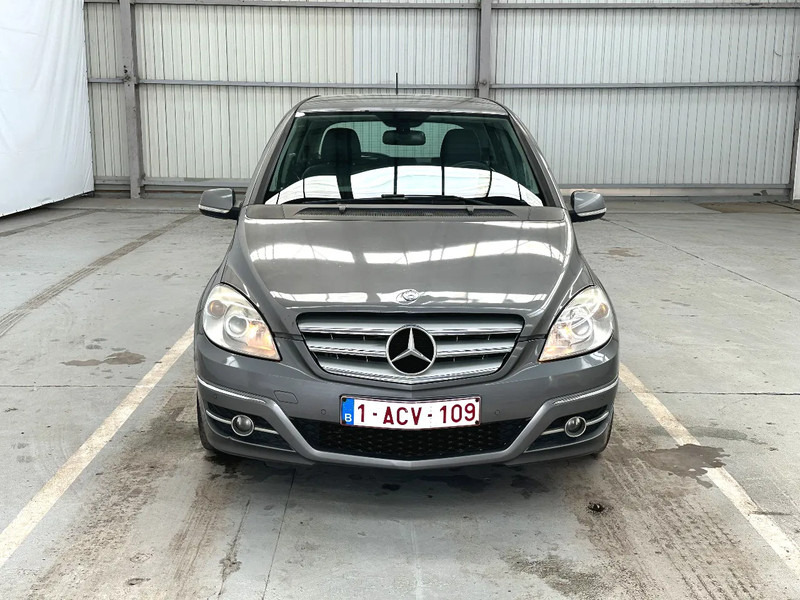 Sedan Mercedes-Benz B-Klasse 180 CDI: foto 8