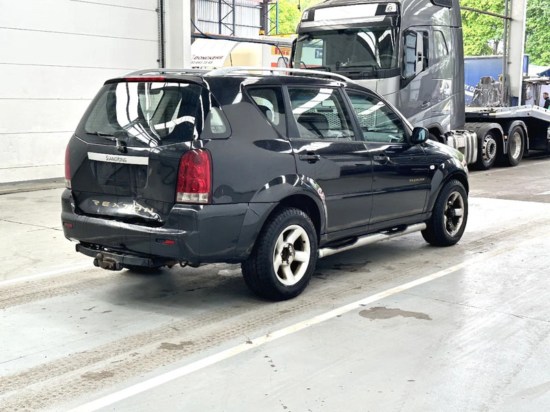 SsangYong Rexton AIRCO / LEATHER / MOTEUR MERCEDES - MERCEDES MOTOR - Coche: foto 5 SsangYong Rexton AIRCO / LEATHER / MOTEUR MERCEDES - MERCEDES MOTOR - Coche: foto 5