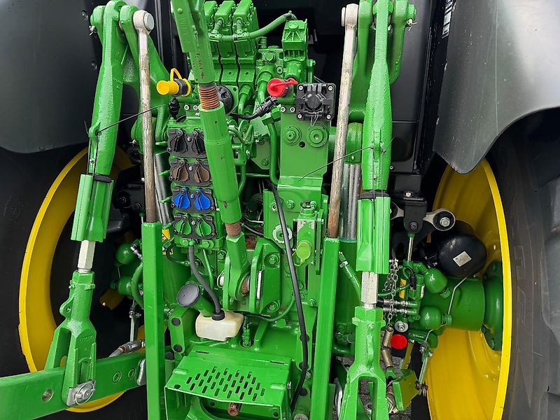 John Deere 6R155 AP 50KM COMMAND-PRO 2023 1415 UUR LOADER-READY!!! - Tractor: foto 4 John Deere 6R155 AP 50KM COMMAND-PRO 2023 1415 UUR LOADER-READY!!! - Tractor: foto 4