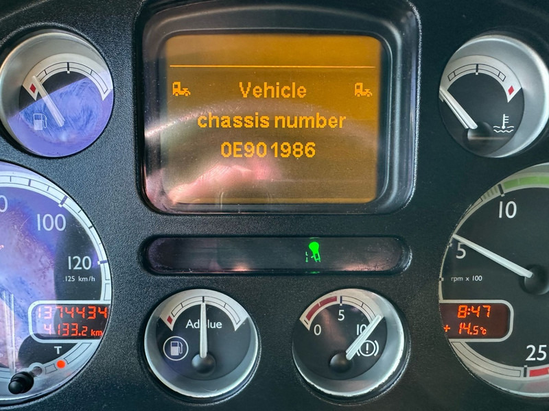 Cabeza tractora DAF FT CF85.460 SpaceCab Manual gearbox 2x Fueltank: foto 13