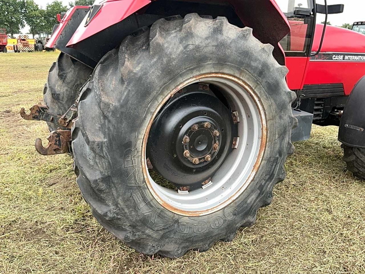 Tractor 1990 CASE INTERNATIONAL 5130 ALL-WHEEL DRIVE FARM TRACTOR: foto 12 Tractor 1990 CASE INTERNATIONAL 5130 ALL-WHEEL DRIVE FARM TRACTOR: foto 12