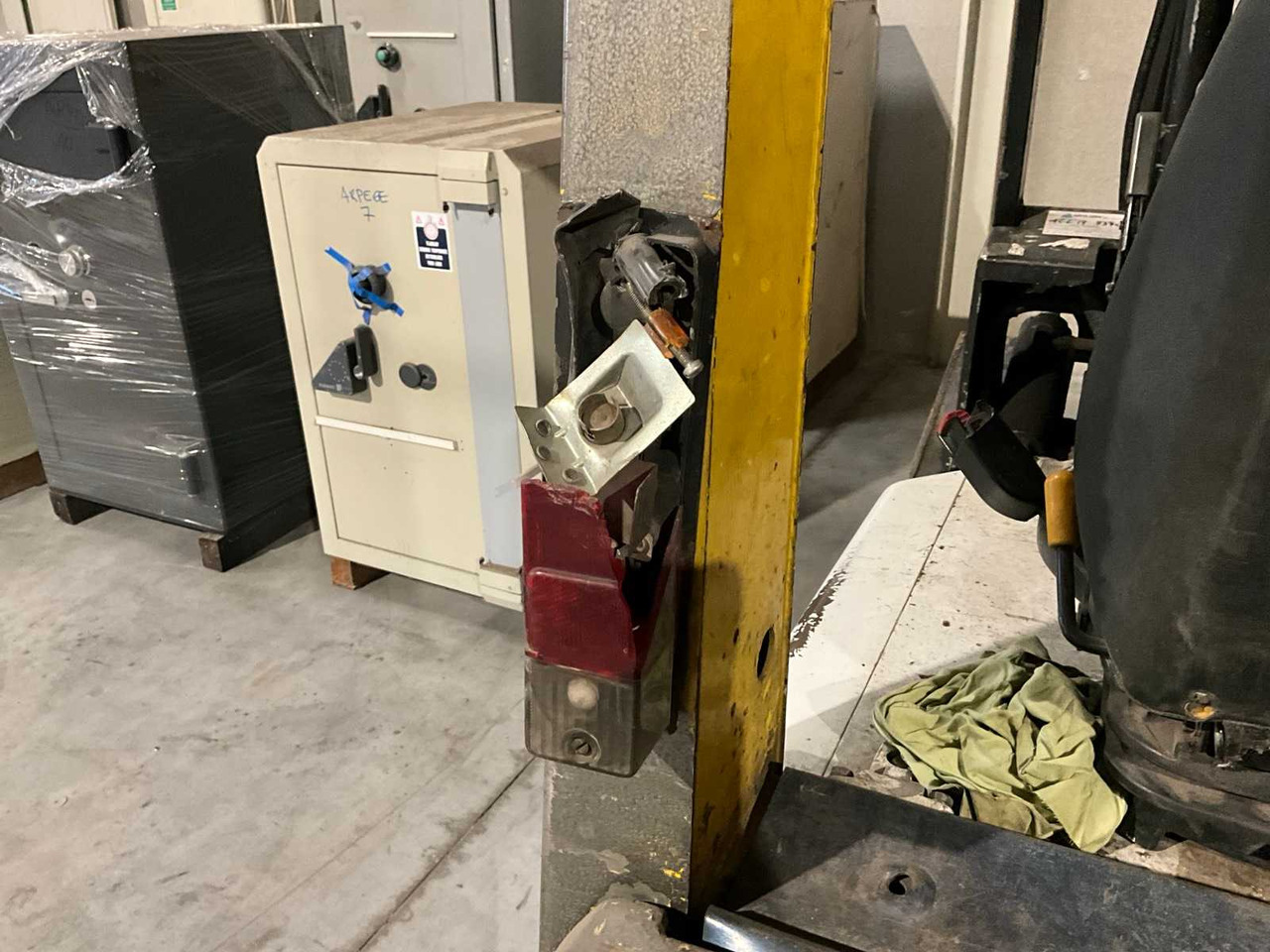 Carretilla elevadora 1993 TCM FD25Z3T FORKLIFT: foto 13