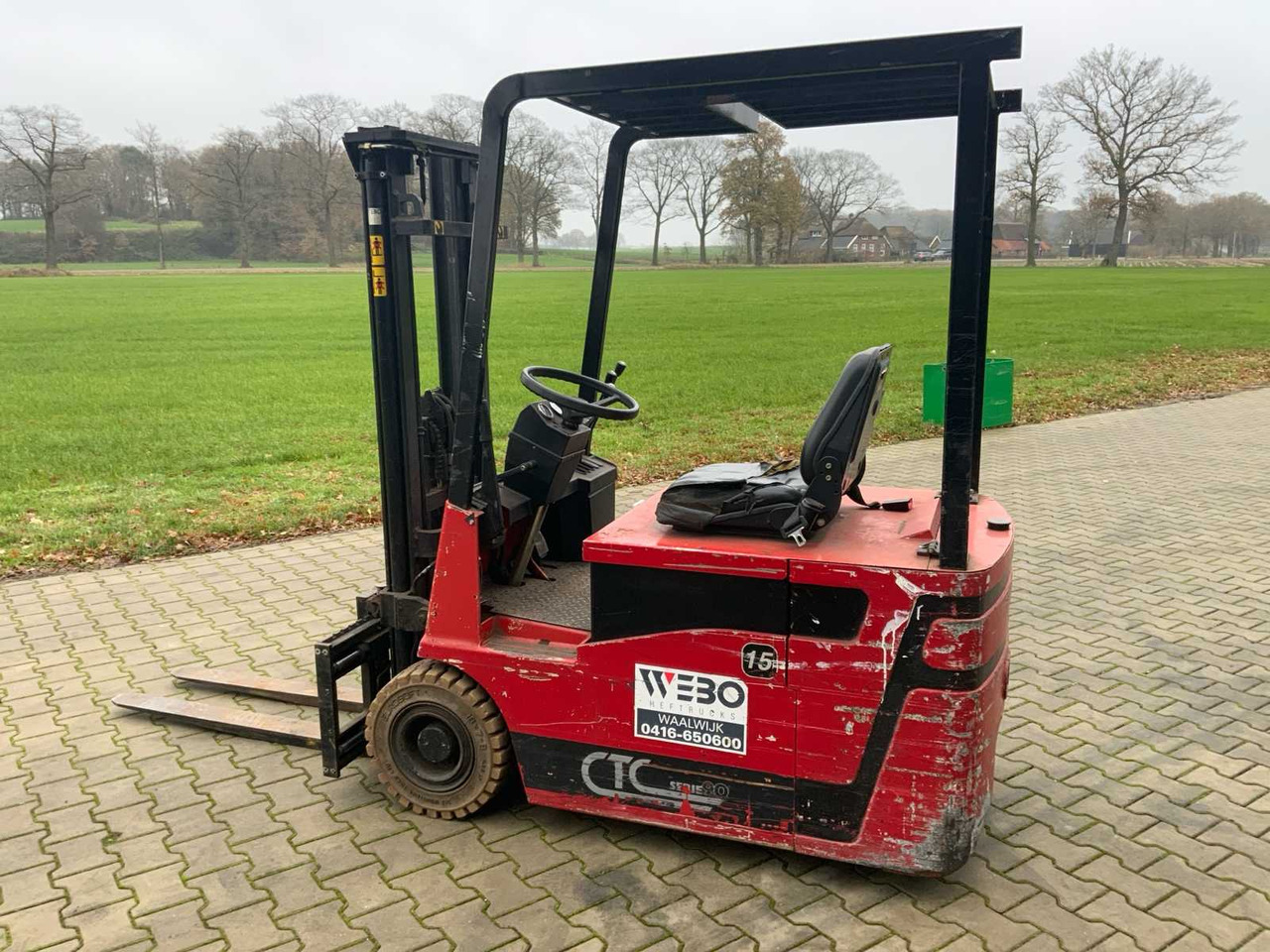 1999 WEBO MK15-29 FORKLIFT - Carretilla elevadora: foto 5 1999 WEBO MK15-29 FORKLIFT - Carretilla elevadora: foto 5