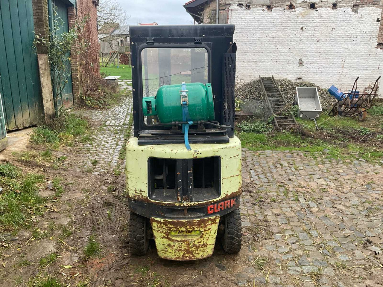 2001 CLARK CGP 25 H FORKLIFT - Carretilla elevadora: foto 5 2001 CLARK CGP 25 H FORKLIFT - Carretilla elevadora: foto 5
