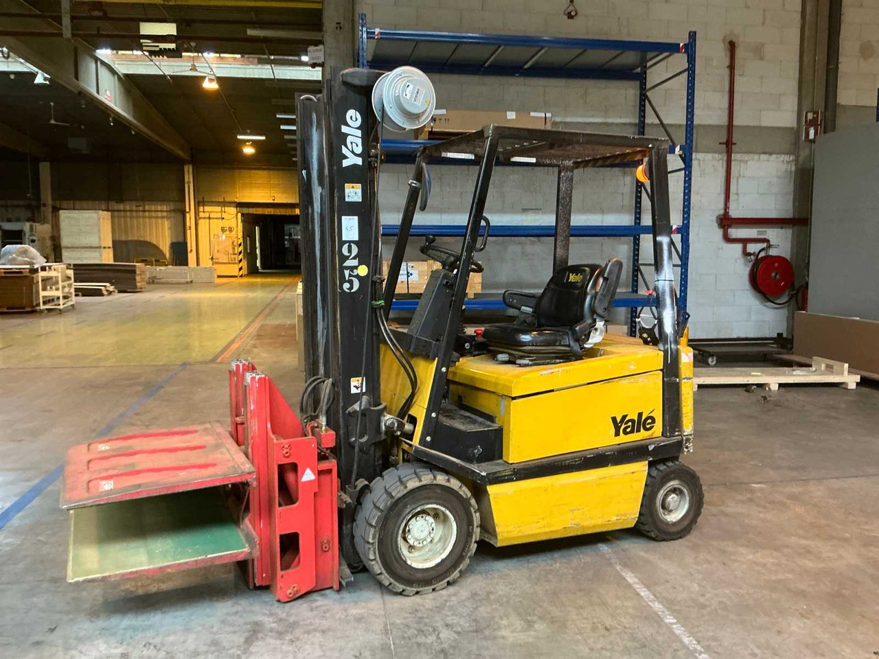2001 YALE ERP25ALFV2395 FORKLIFT - Carretilla elevadora: foto 1 2001 YALE ERP25ALFV2395 FORKLIFT - Carretilla elevadora: foto 1