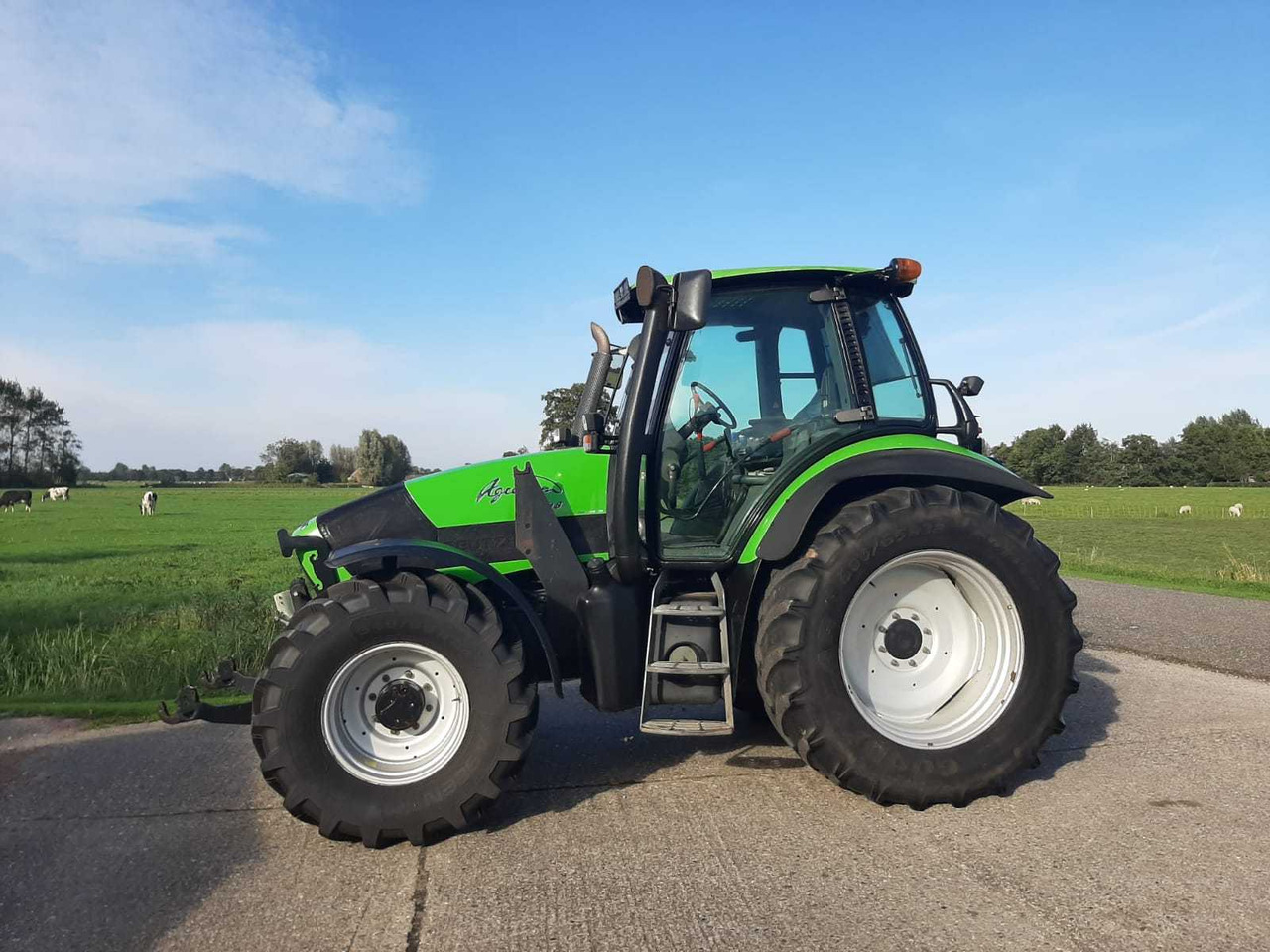 2006 DEUTZ-FAHR AGROTRON 108 FOUR WHEEL DRIVE FARM TRACTOR - Tractor: foto 3 2006 DEUTZ-FAHR AGROTRON 108 FOUR WHEEL DRIVE FARM TRACTOR - Tractor: foto 3