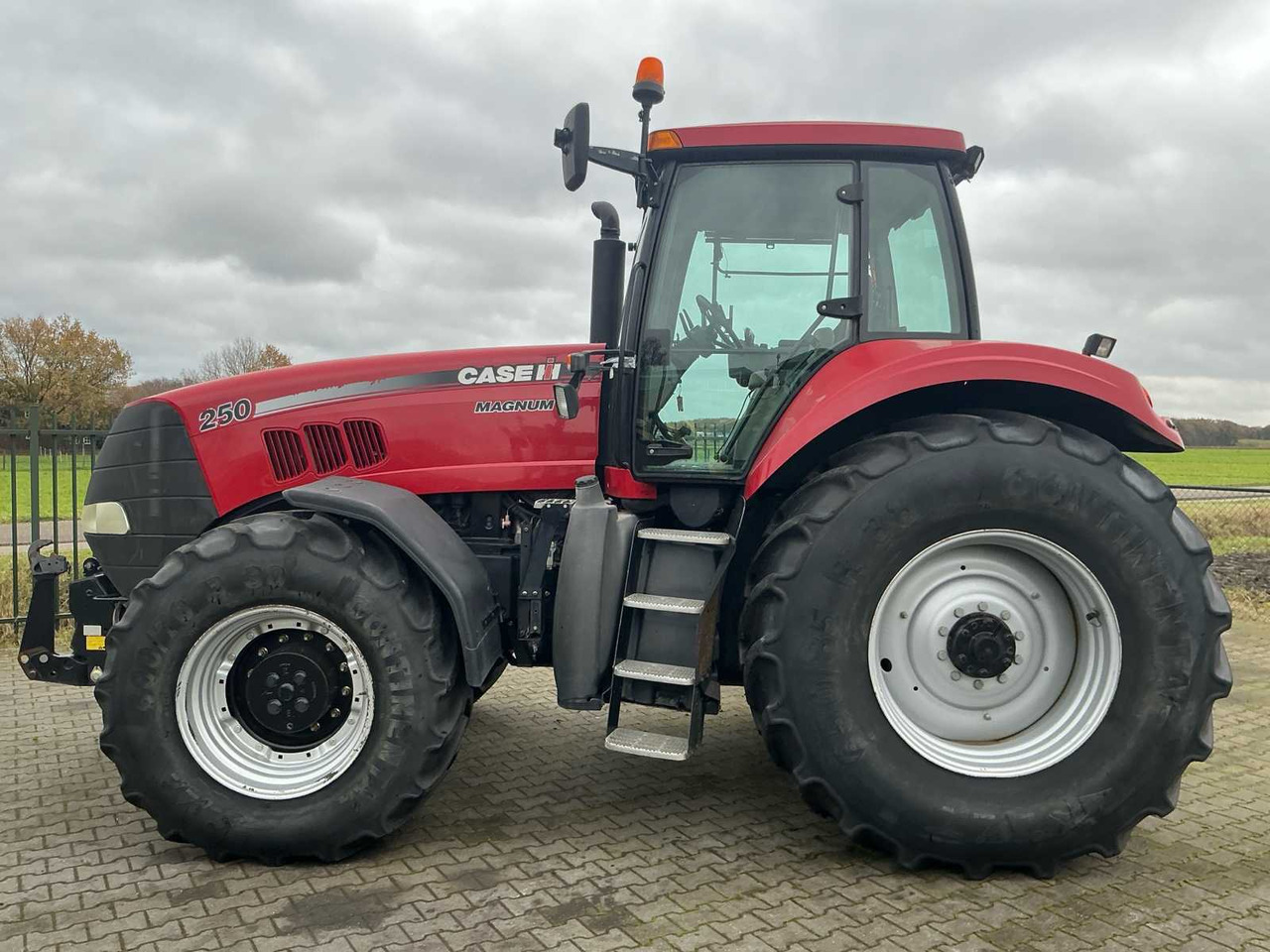 2007 CASE INTERNATIONAL MAGNUM MX 250 ALL-WHEEL DRIVE FARM TRACTOR - Tractor: foto 5 2007 CASE INTERNATIONAL MAGNUM MX 250 ALL-WHEEL DRIVE FARM TRACTOR - Tractor: foto 5