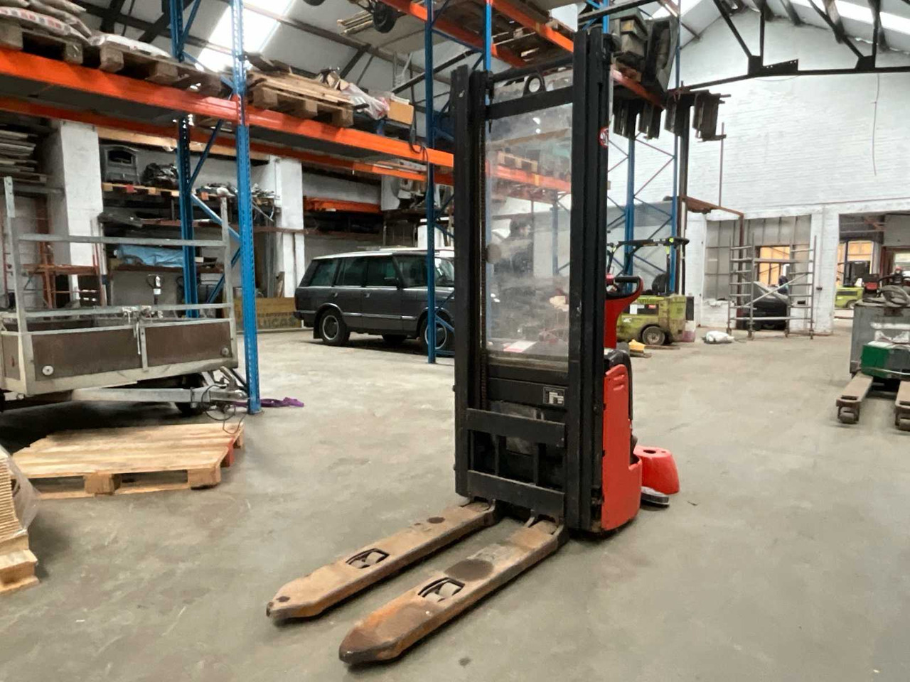 2008 FENWICK L12 FORKLIFT - Carretilla elevadora: foto 1 2008 FENWICK L12 FORKLIFT - Carretilla elevadora: foto 1