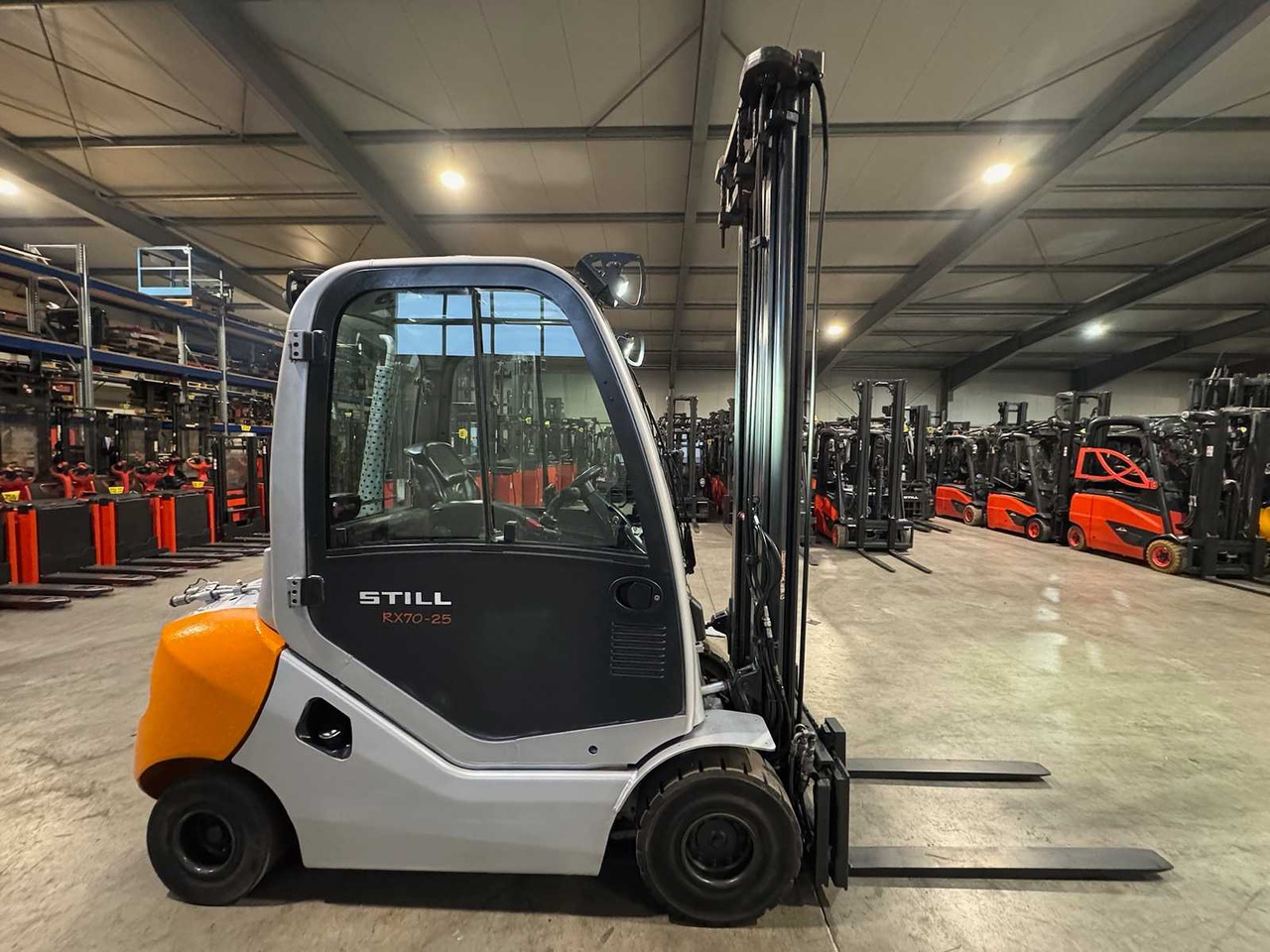 2009 UVV 11/2025 STILL RX70-25 2.500KG DIESEL FORKLIFT FORKLIFT 3.+4. VALVE 11.645 HOURS. - Carretilla elevadora: foto 4 2009 UVV 11/2025 STILL RX70-25 2.500KG DIESEL FORKLIFT FORKLIFT 3.+4. VALVE 11.645 HOURS. - Carretilla elevadora: foto 4
