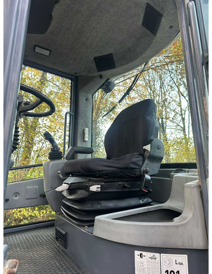 Cargadora de ruedas 2010 TEREX TL 100 SHOVEL: foto 11 Cargadora de ruedas 2010 TEREX TL 100 SHOVEL: foto 11