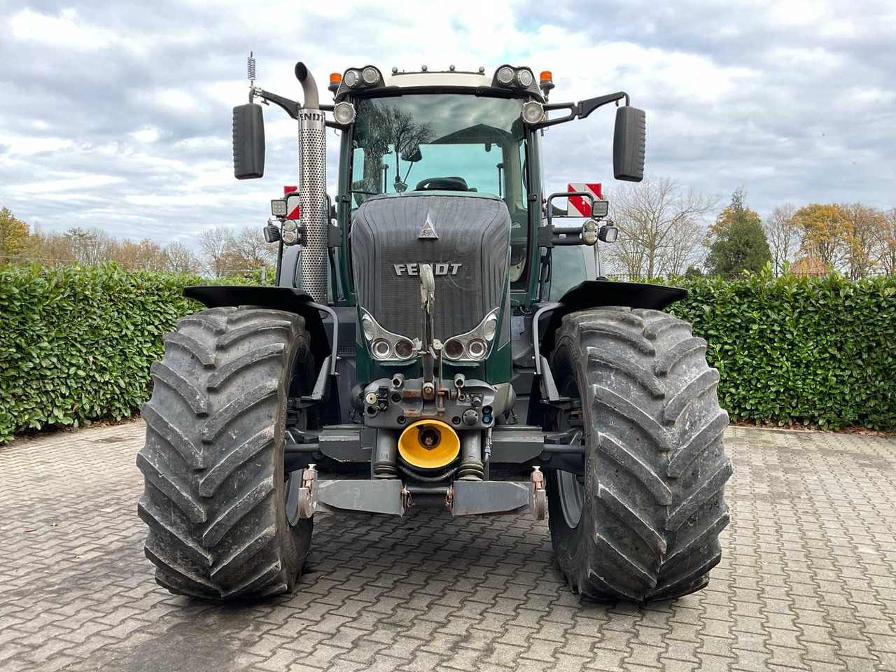 2011 FENDT 826 VARIO ALL-WHEEL DRIVE AGRICULTURAL TRACTOR - Tractor: foto 4 2011 FENDT 826 VARIO ALL-WHEEL DRIVE AGRICULTURAL TRACTOR - Tractor: foto 4