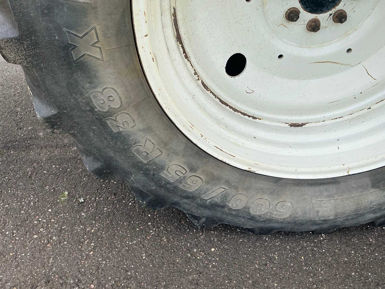 Tractor 2011 NEW HOLLAND T6070 FOUR WHEEL DRIVE FARM TRACTOR: foto 20