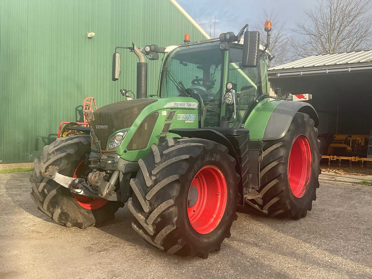 2012 FENDT 720 SCR ALL-WHEEL DRIVE FARM TRACTOR - Tractor: foto 1 2012 FENDT 720 SCR ALL-WHEEL DRIVE FARM TRACTOR - Tractor: foto 1