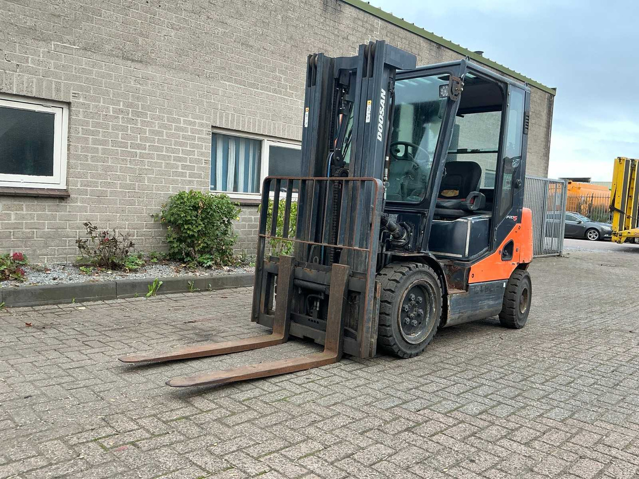 2013 DOOSAN D30S-5 FORKLIFT - Carretilla elevadora: foto 1 2013 DOOSAN D30S-5 FORKLIFT - Carretilla elevadora: foto 1