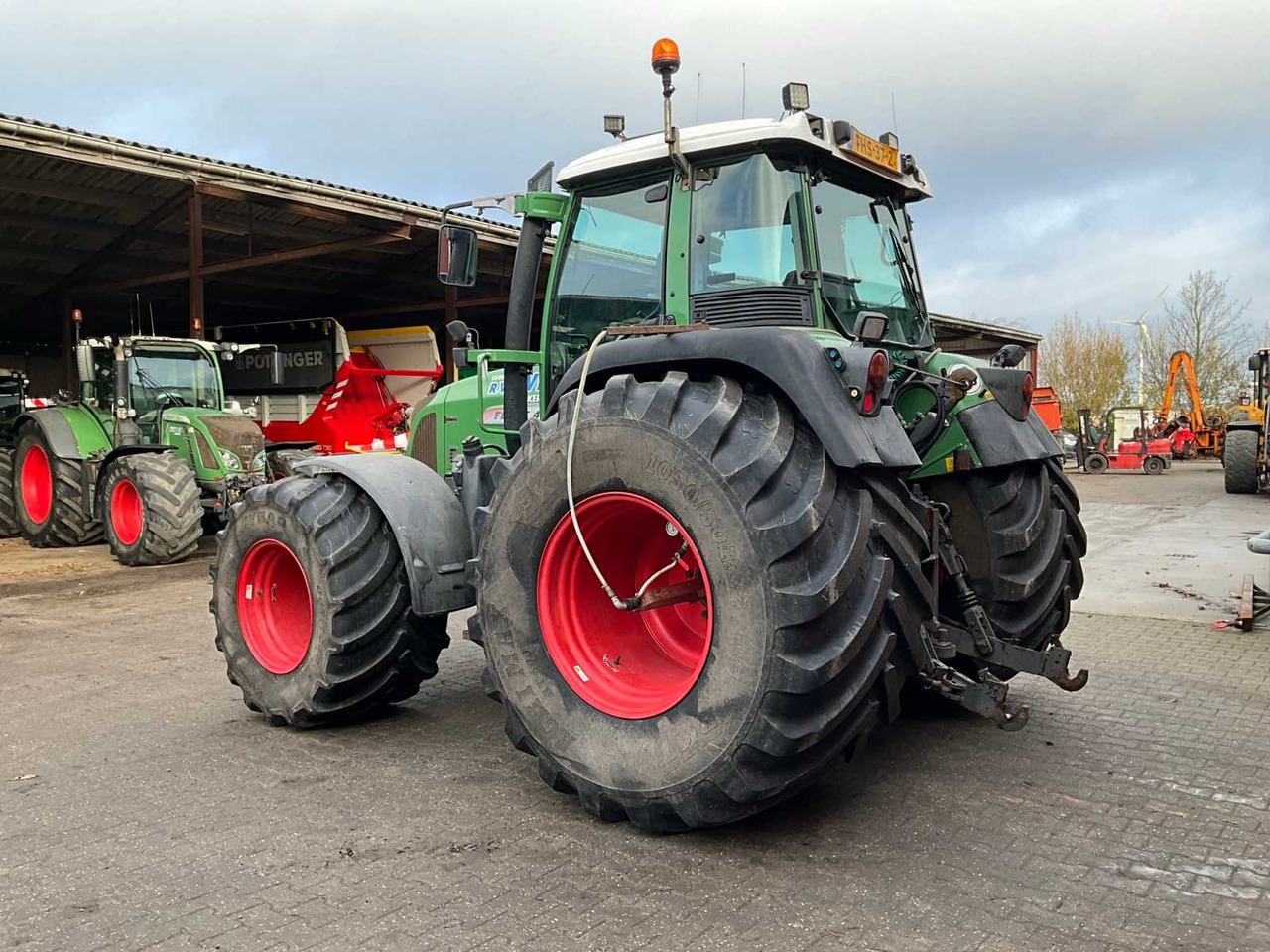 2013 FENDT 415 TMS ALL-WHEEL DRIVE FARM TRACTOR - Tractor: foto 4 2013 FENDT 415 TMS ALL-WHEEL DRIVE FARM TRACTOR - Tractor: foto 4