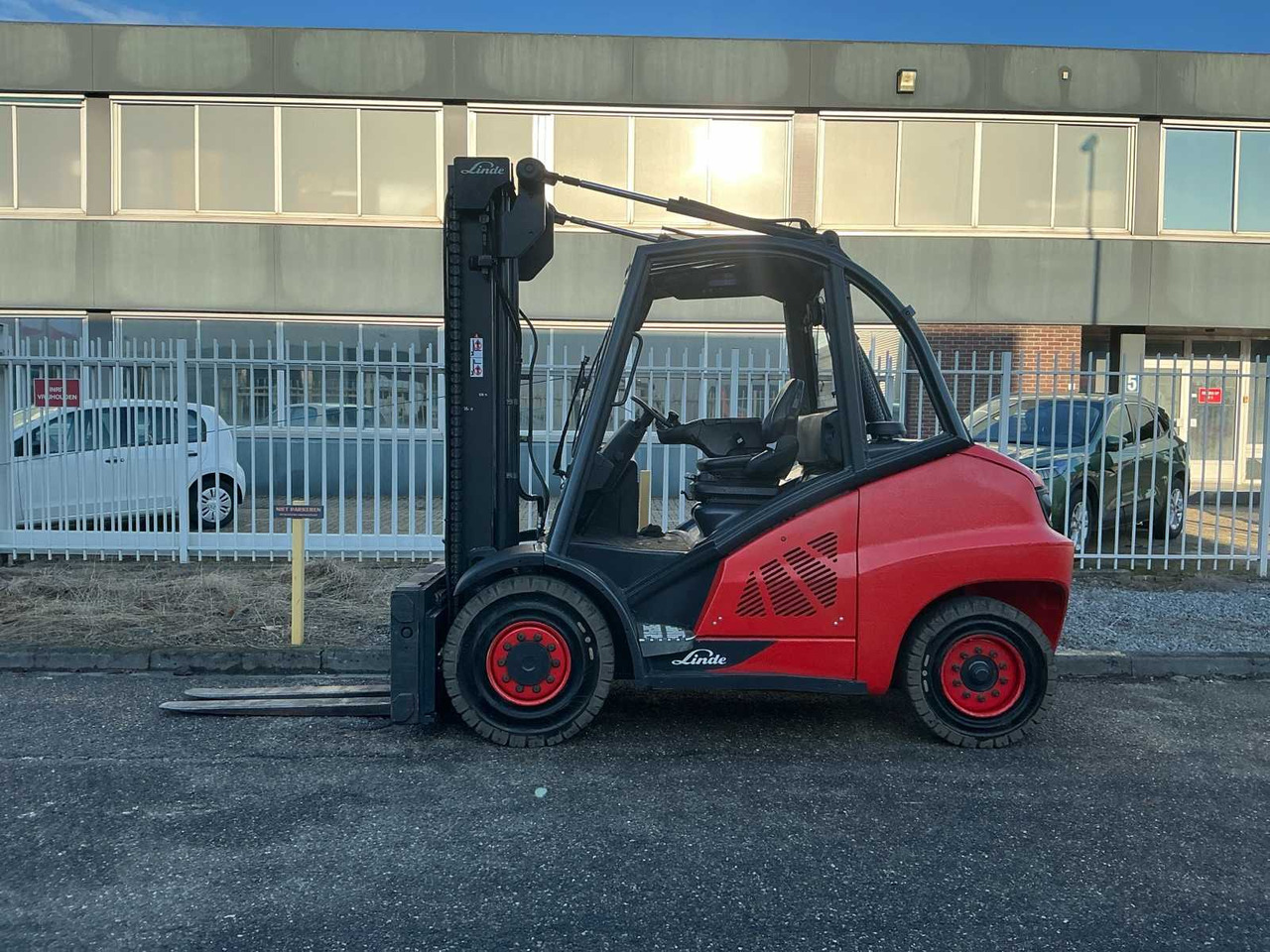 2016 LINDE H50D-02/600 FORKLIFT TRUCK - Carretilla elevadora: foto 2 2016 LINDE H50D-02/600 FORKLIFT TRUCK - Carretilla elevadora: foto 2