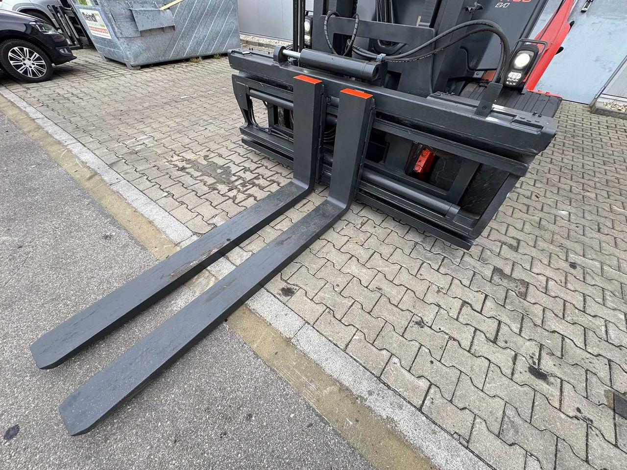 2016 LINDE H80D-900 H80 8,000KG DIESEL FORKLIFT FORKLIFT 3+4TH VALVE ZVG+SS 5,446 HOURS. - Carretilla elevadora: foto 4 2016 LINDE H80D-900 H80 8,000KG DIESEL FORKLIFT FORKLIFT 3+4TH VALVE ZVG+SS 5,446 HOURS. - Carretilla elevadora: foto 4