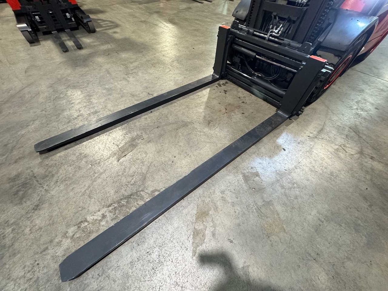 2016 SERVICE + UVV 11/2026 LINDE H45T 4.500KG 3.+4. VALVE FORK ADJUSTER GAS FORKLIFT FORKLIFT AC KLIMA H50 - Carretilla elevadora: foto 3 2016 SERVICE + UVV 11/2026 LINDE H45T 4.500KG 3.+4. VALVE FORK ADJUSTER GAS FORKLIFT FORKLIFT AC KLIMA H50 - Carretilla elevadora: foto 3