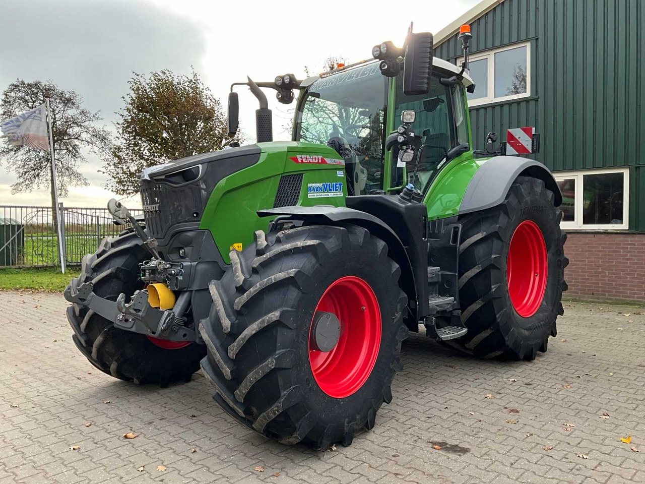 2024 FENDT 724 ALL-WHEEL DRIVE AGRICULTURAL TRACTOR - Tractor: foto 1 2024 FENDT 724 ALL-WHEEL DRIVE AGRICULTURAL TRACTOR - Tractor: foto 1
