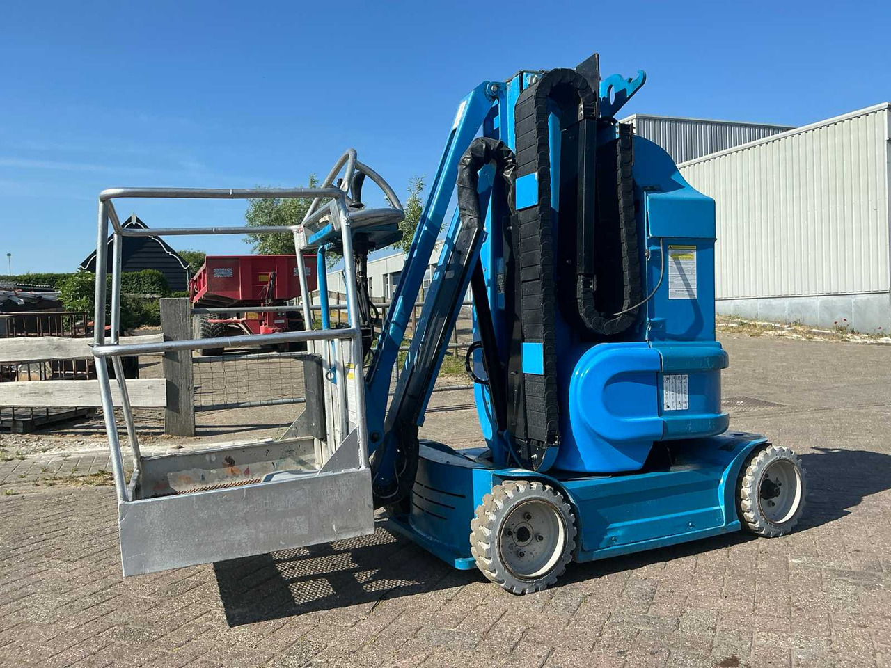ATN Piaf 880R - Plataforma elevadora: foto 1 ATN Piaf 880R - Plataforma elevadora: foto 1