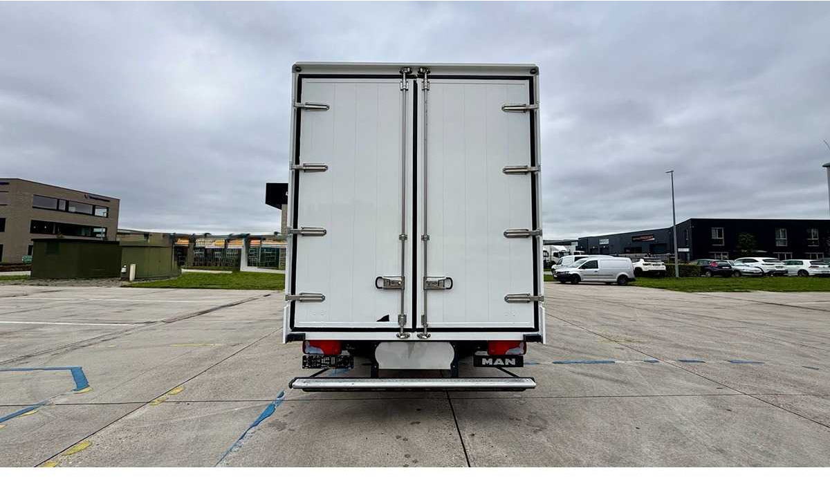 2016 MAN TGL 7.150 TRUCK - Camión: foto 5 2016 MAN TGL 7.150 TRUCK - Camión: foto 5