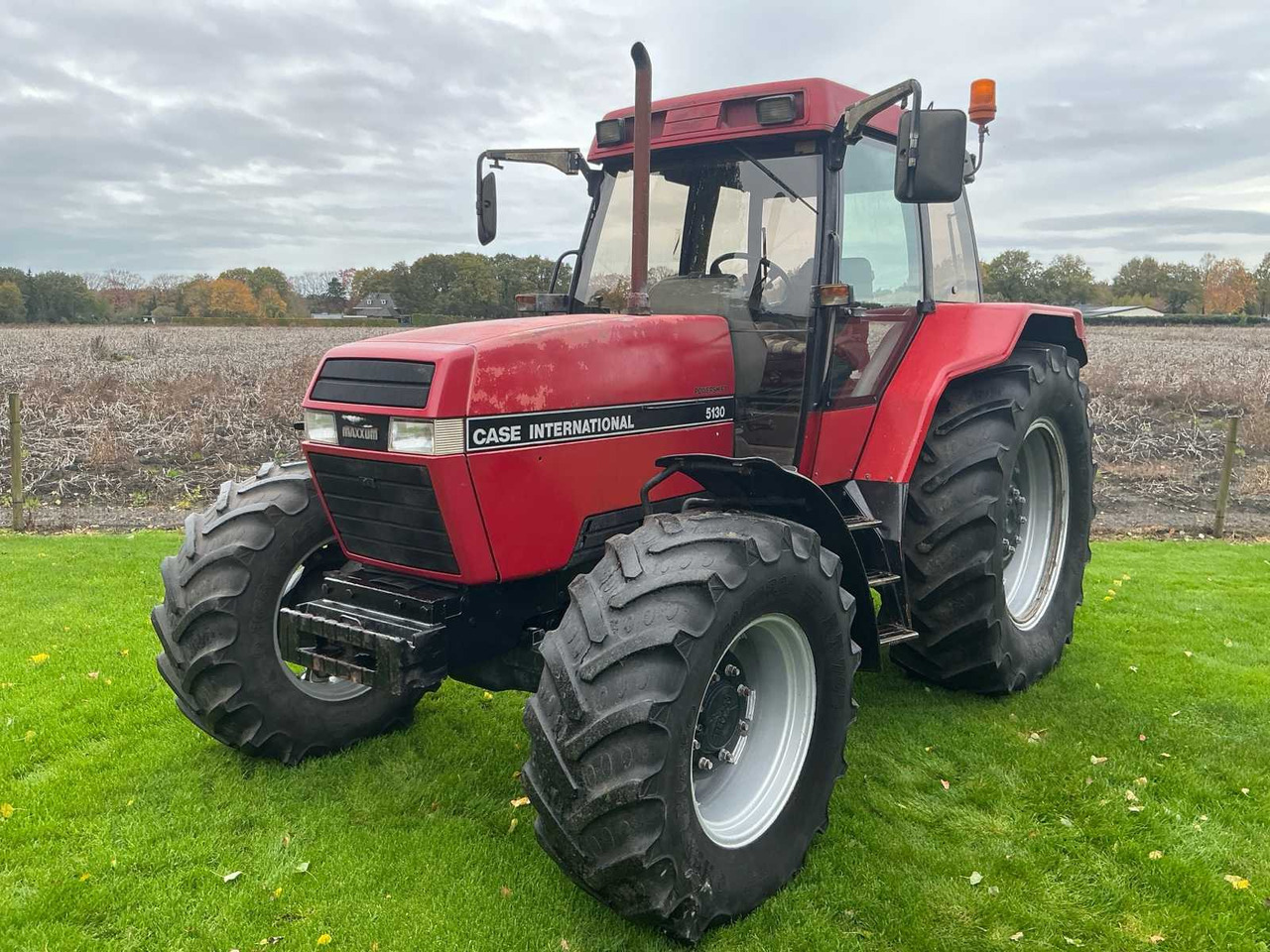Case International 5130A - Tractor: foto 1 Case International 5130A - Tractor: foto 1